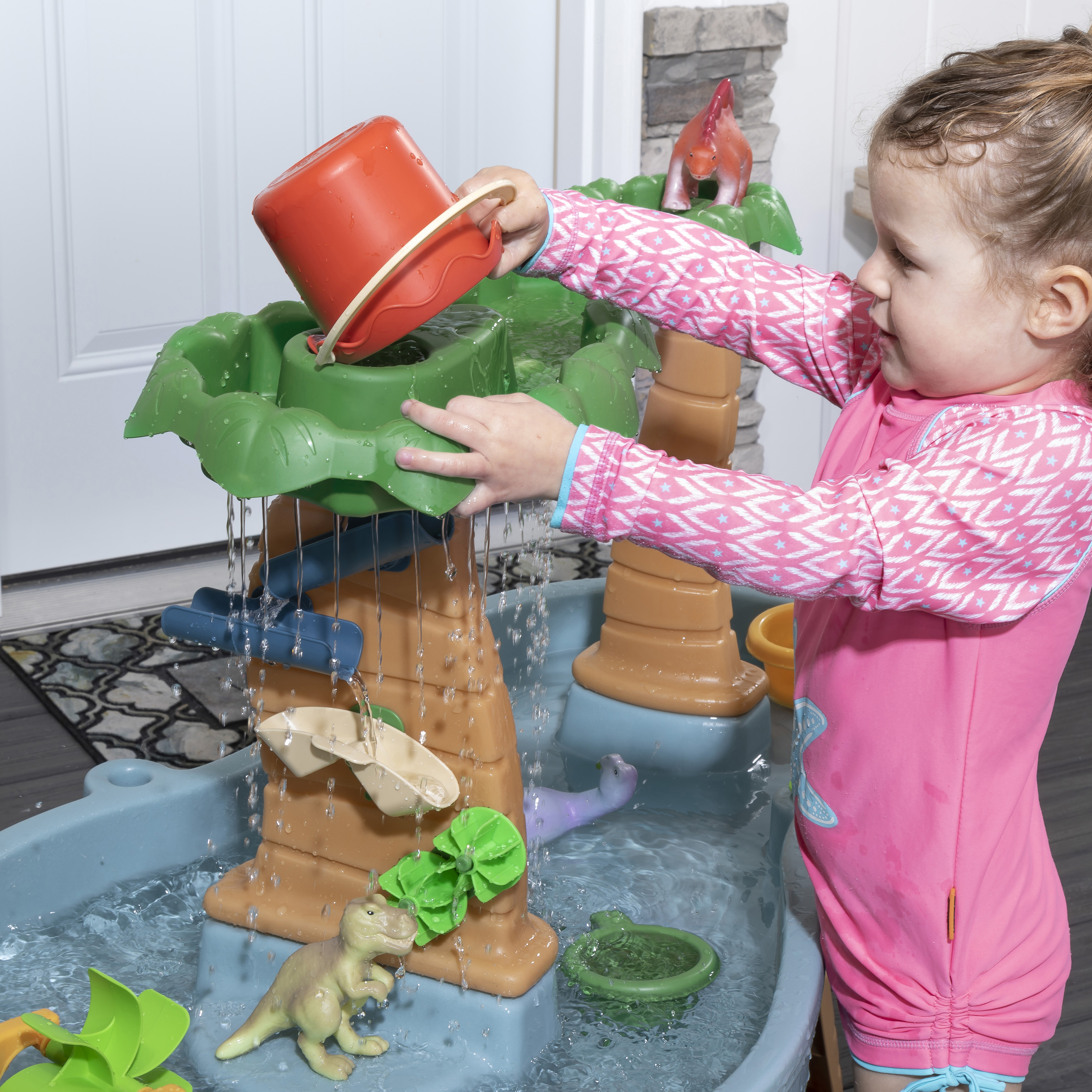 Step2 Dino Showers Water Table