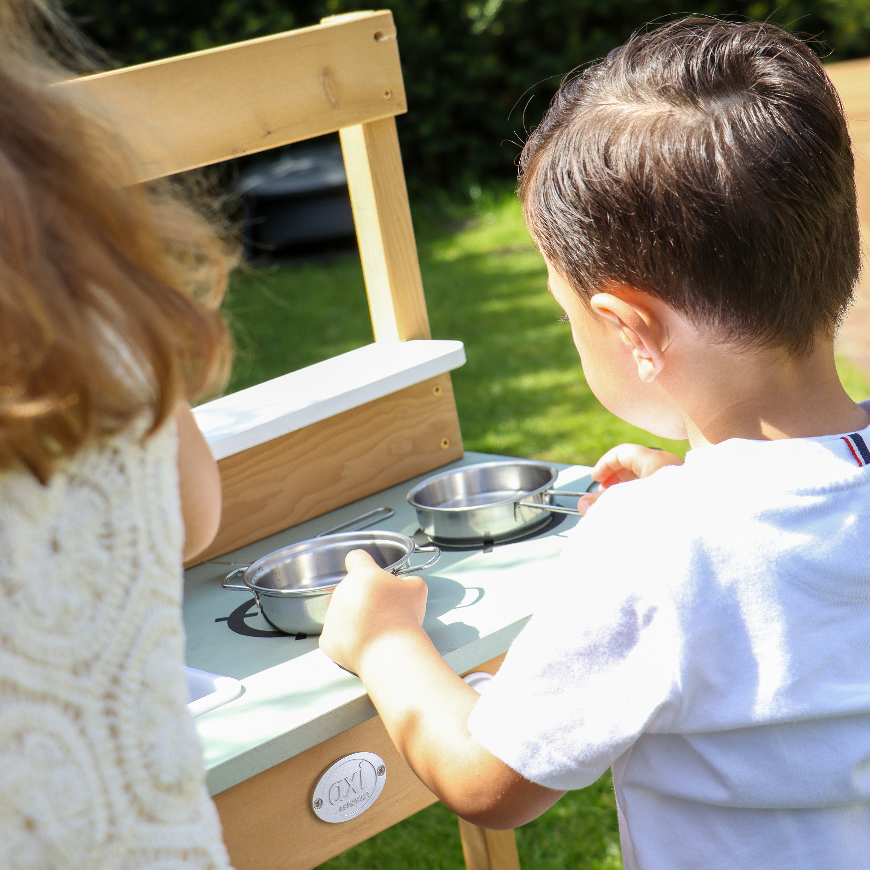 AXI Puck Sand & Water Play Kitchen Brown/Green