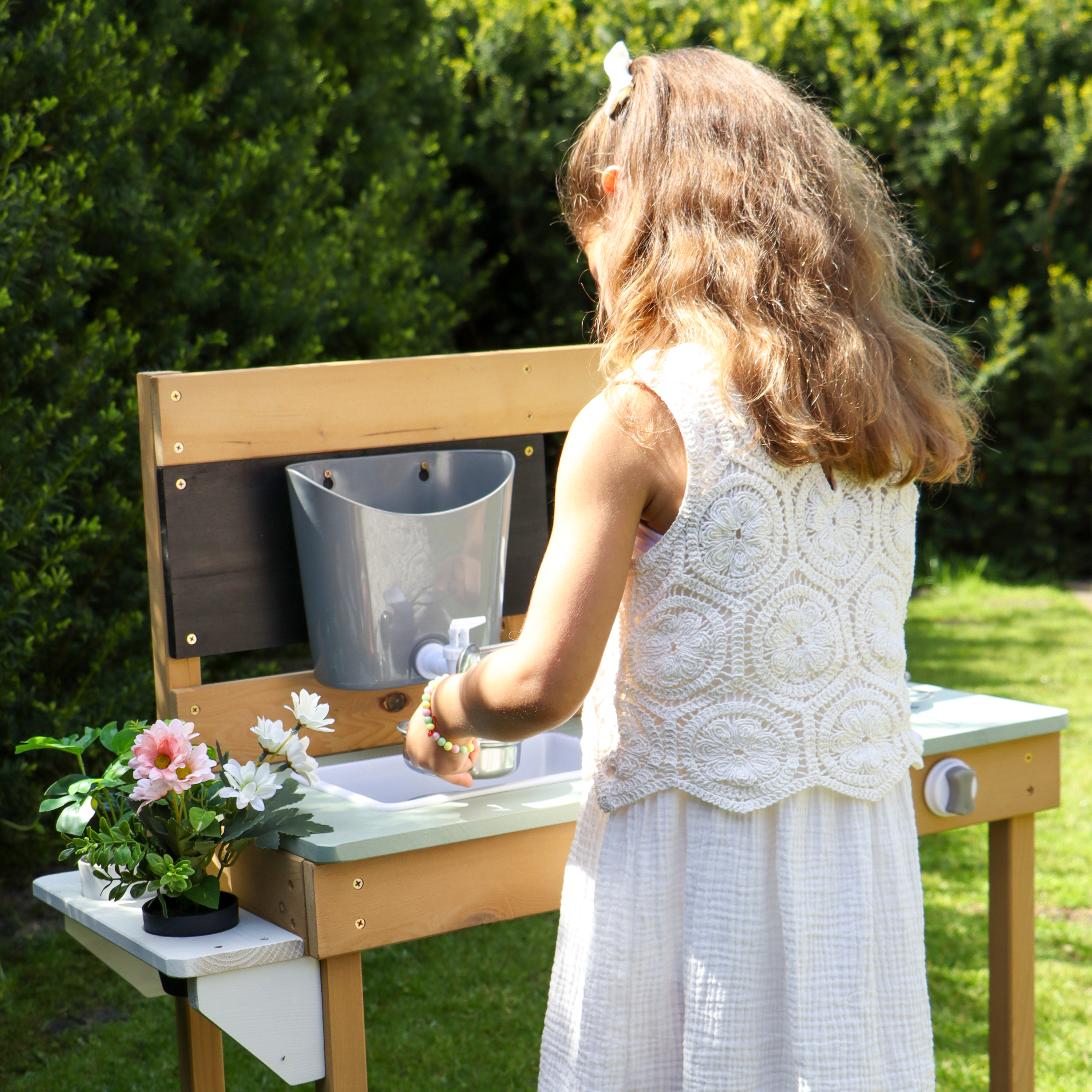 AXI Puck Sand & Water Play Kitchen Brown/Green