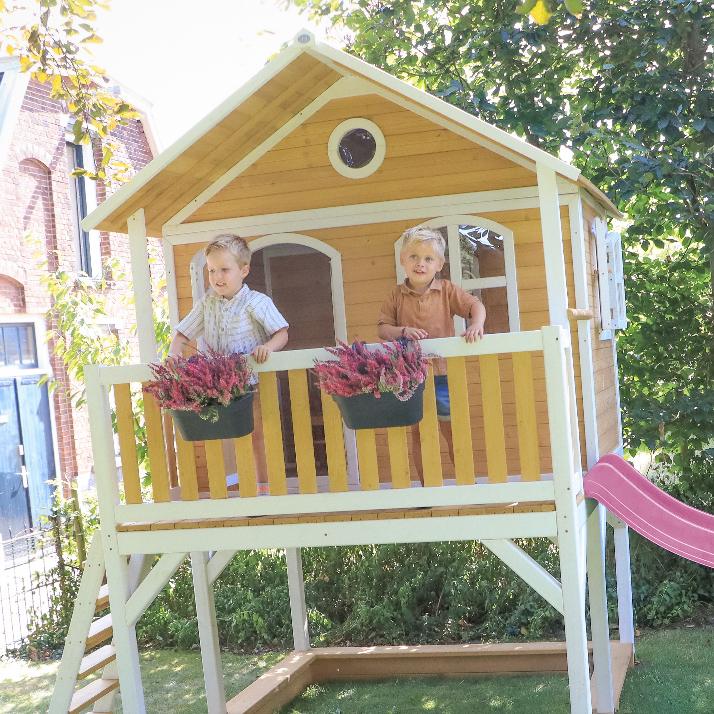 AXI Marc Speelhuis Bruin/wit - Paarse glijbaan