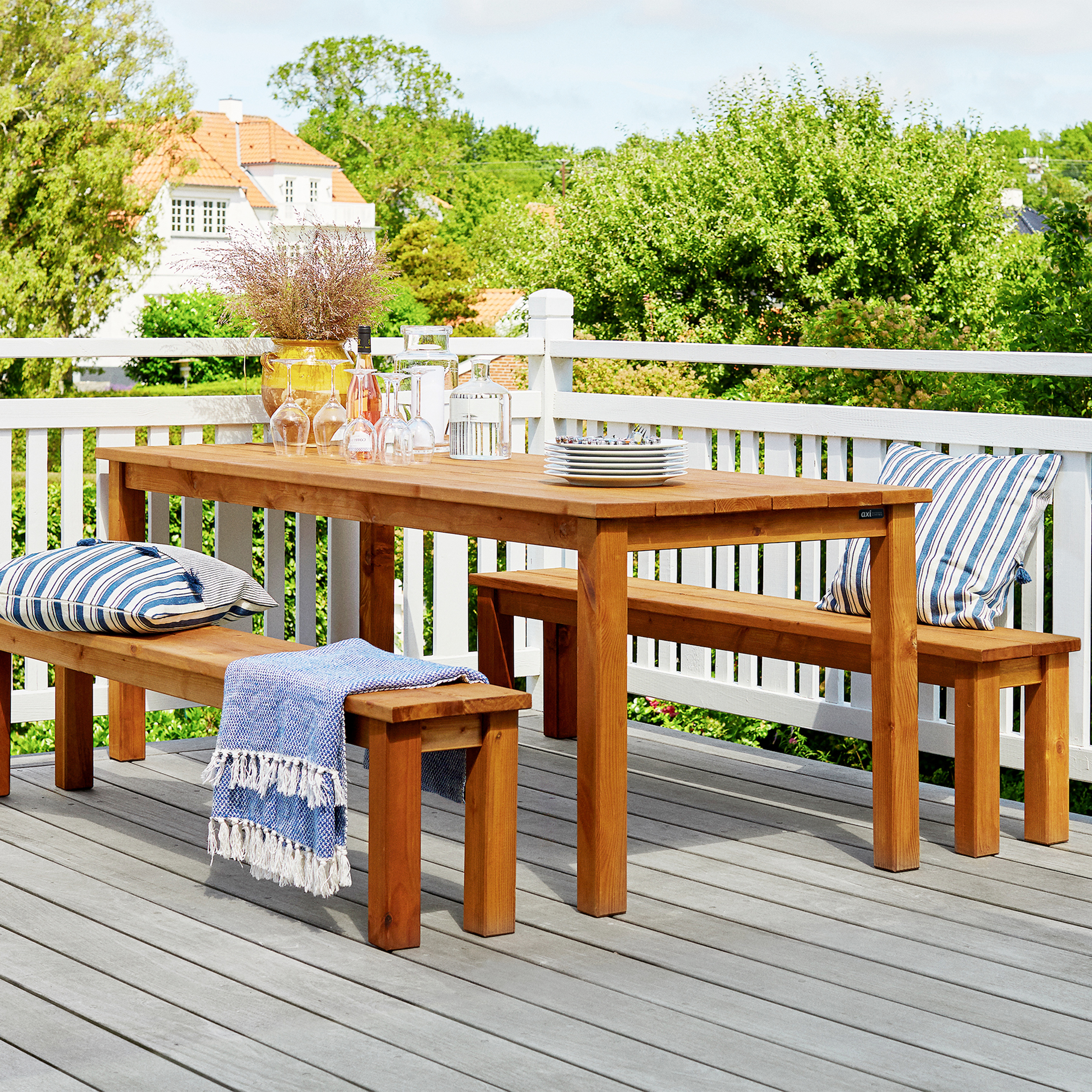 AXI Louise Picknicktafel met bankjes van hout 200 cm - Bruin