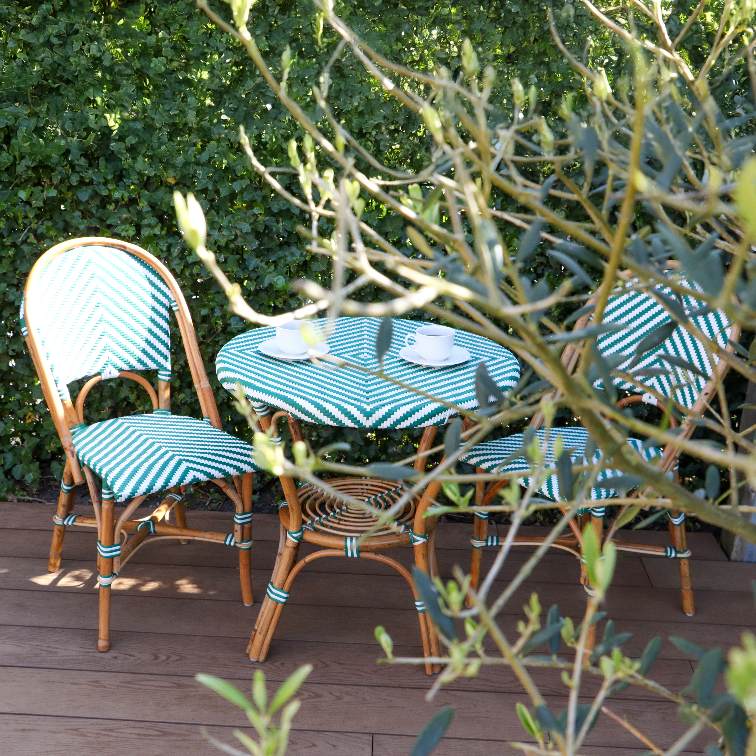 AXI Jacqueline Rattan Bistro Set Green/White