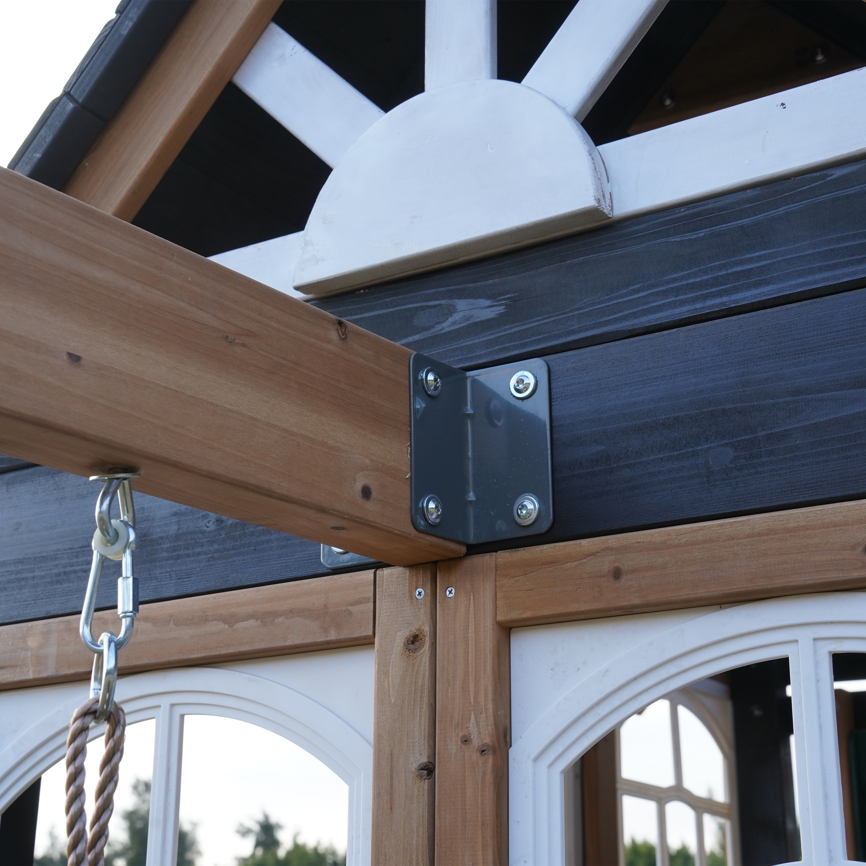 AXI Noud Climbing Frame with Playhouse, Swings, Trapeze and Climbing Wall – Pastel Green Slide and Tube Slide