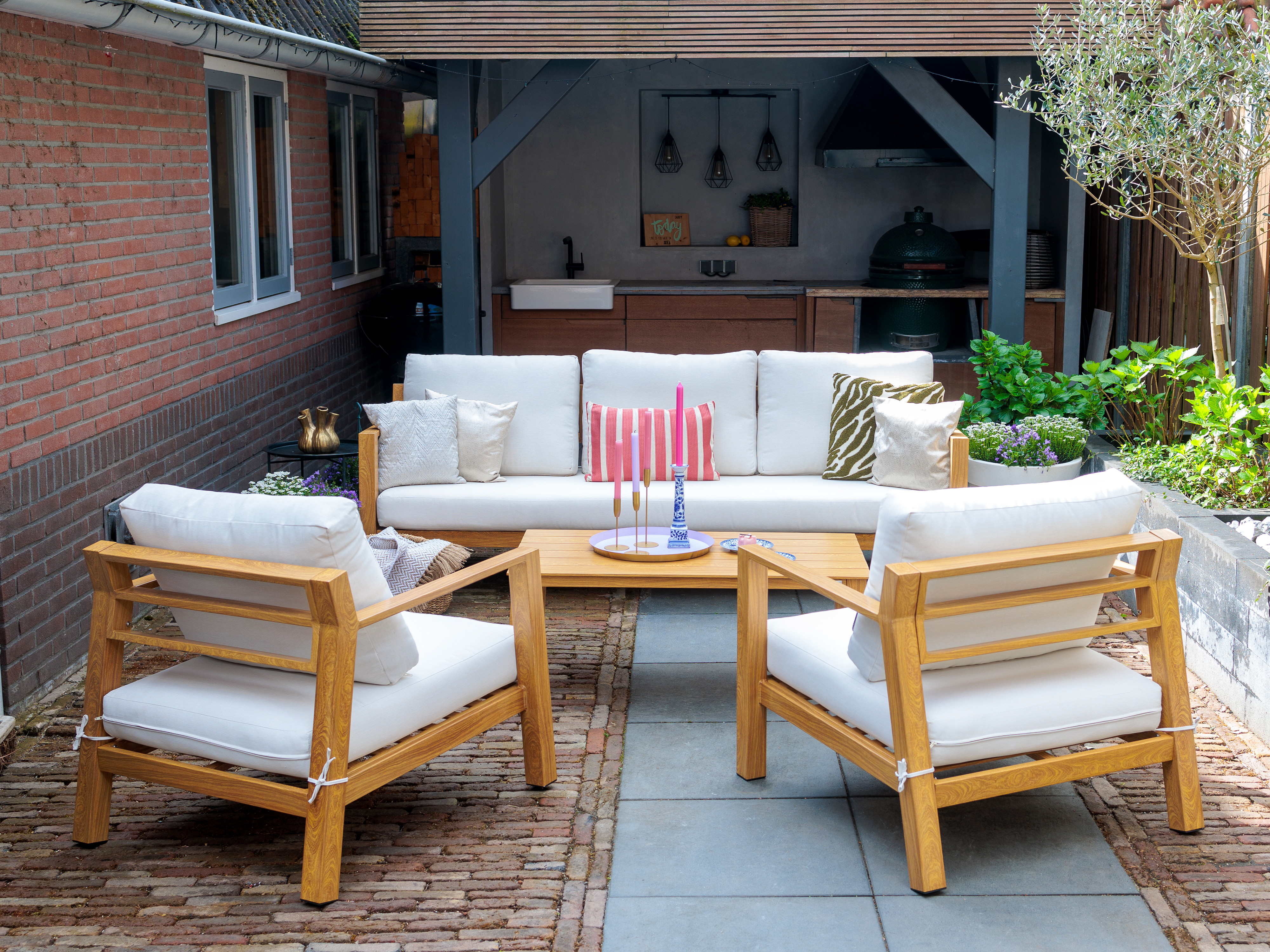AXI Orla lounge set 4-piece with bench. table and 2 chairs Wood-look/beige-8720365063916 AXI Orla lounge set 4-piece with bench. table and 2 chairs Wood-look/beige