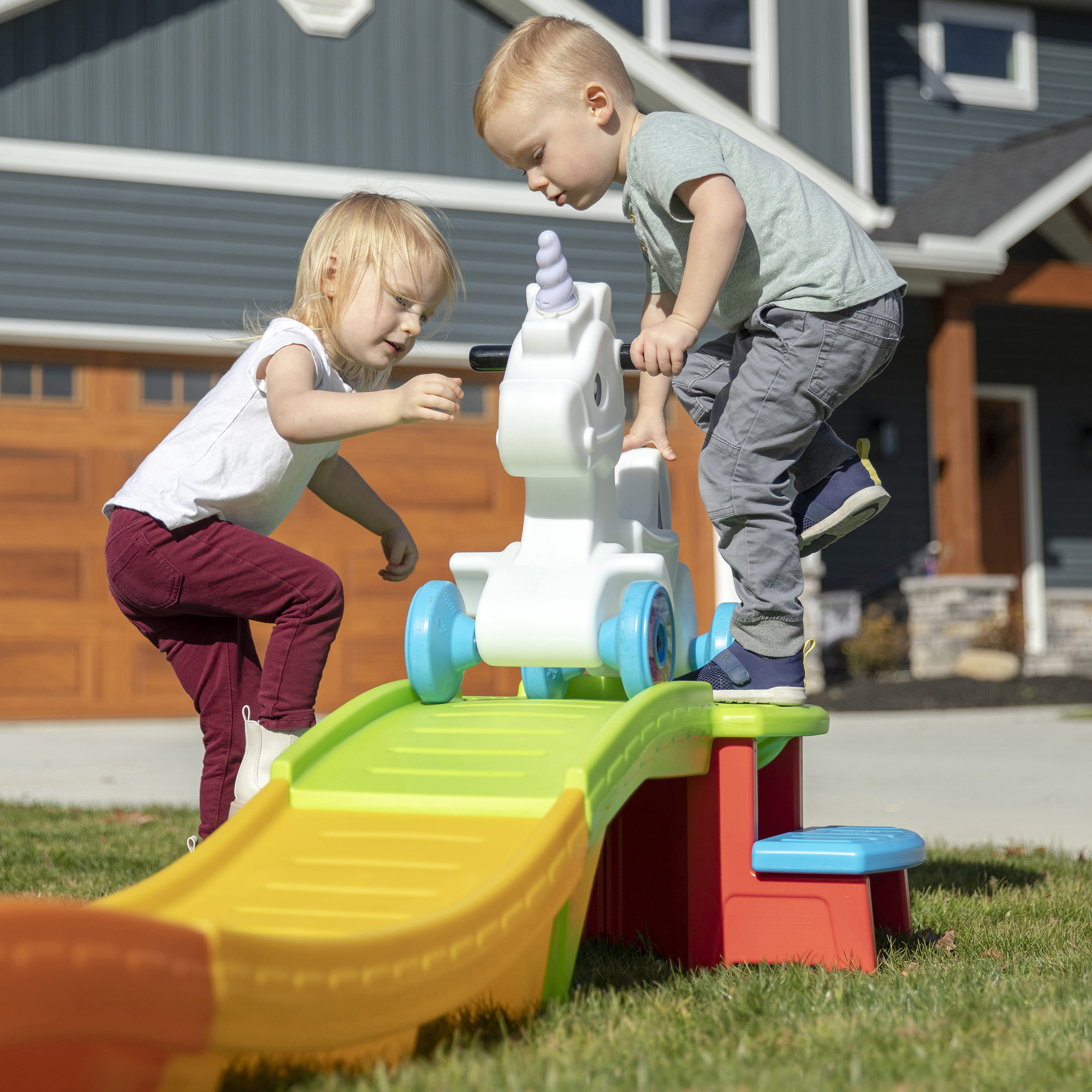 Step2 Unicorn Up & Down Roller Coaster-0733538493791 Step2 Unicorn Up & Down Roller Coaster