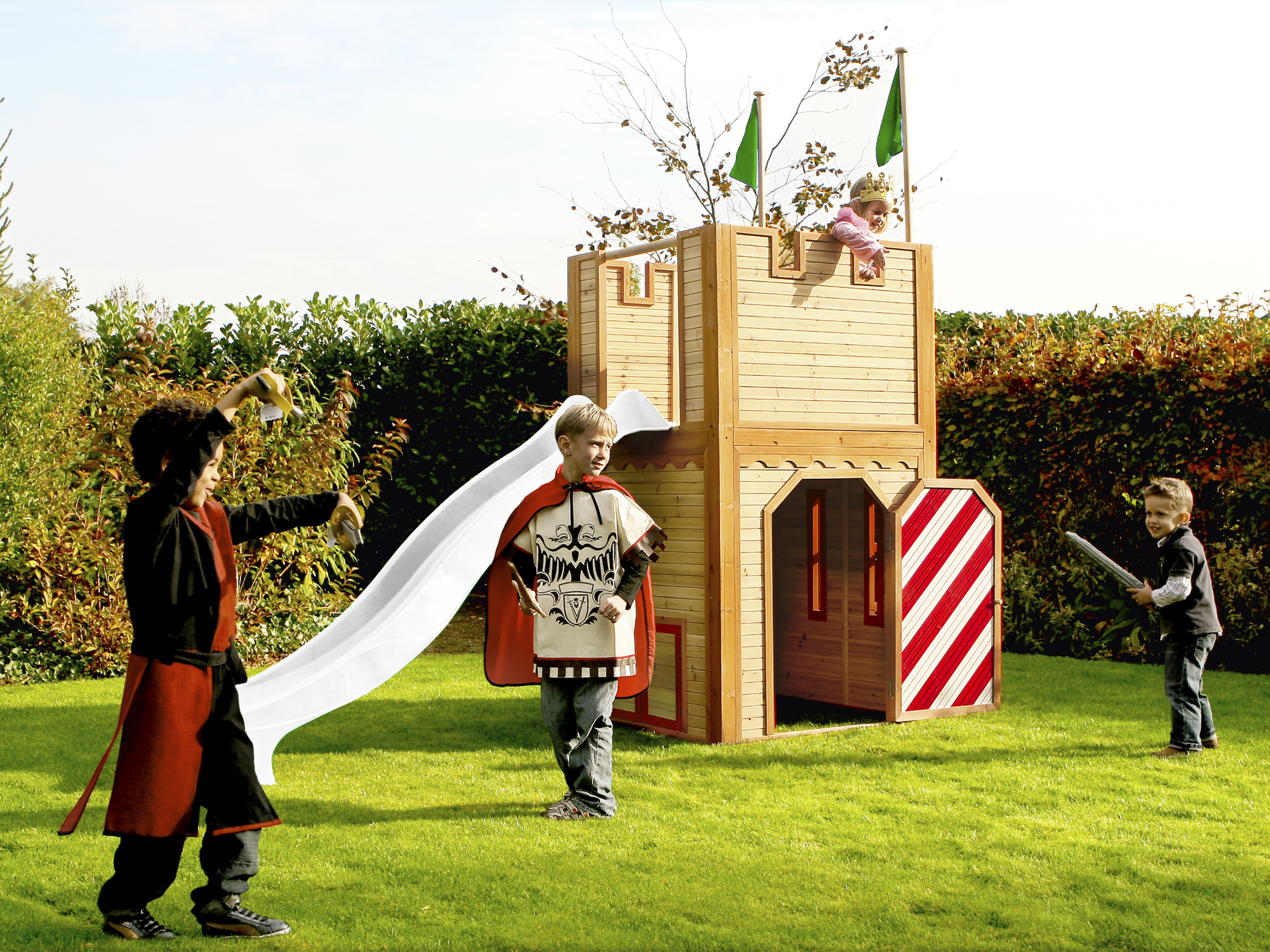 AXI Arthur Playhouse Brown/Red - White Slide