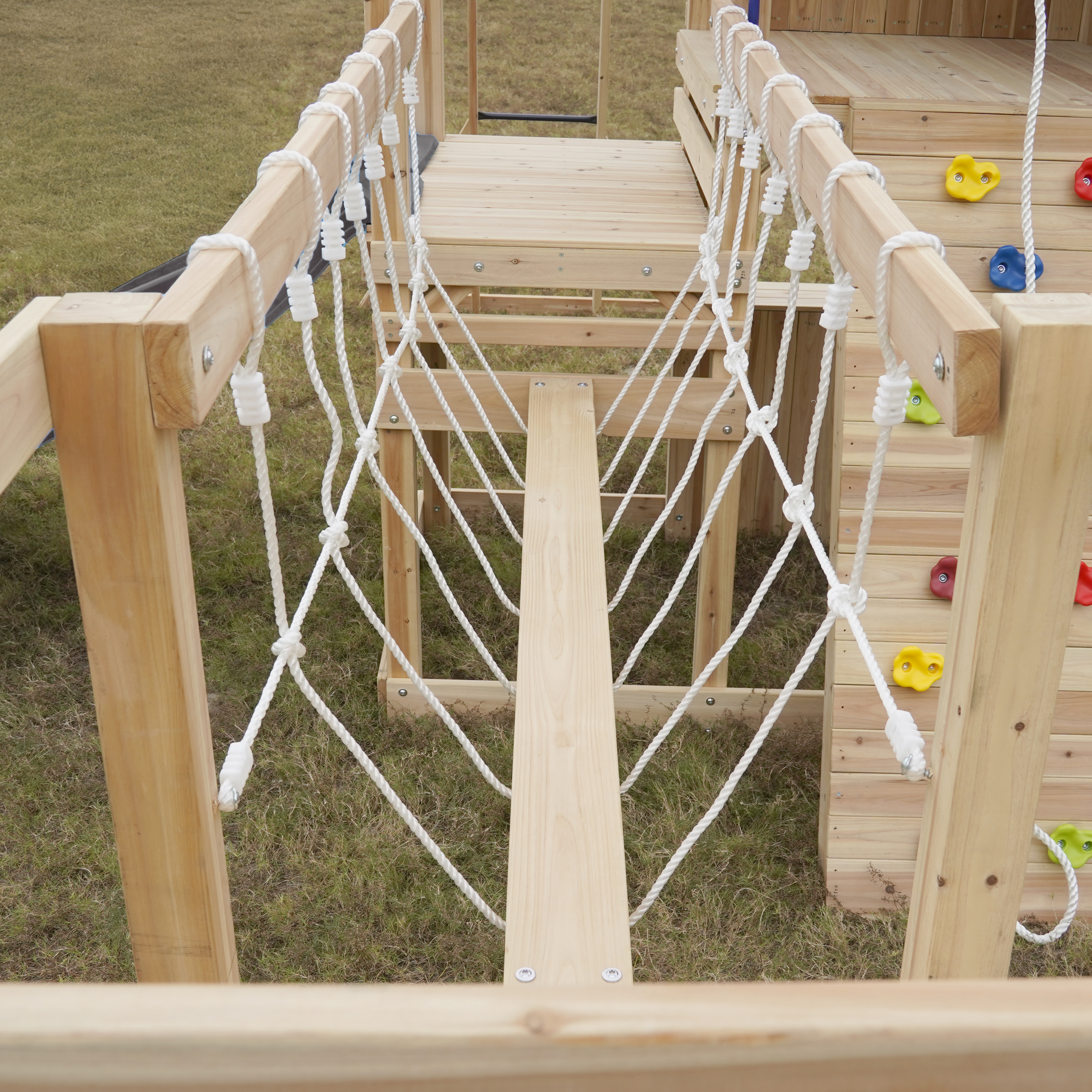 AXI Hunter Climbing Frame with Swings, Climbing Frame, Climbing Bridge and Multiple Platforms – Grey Double Slide