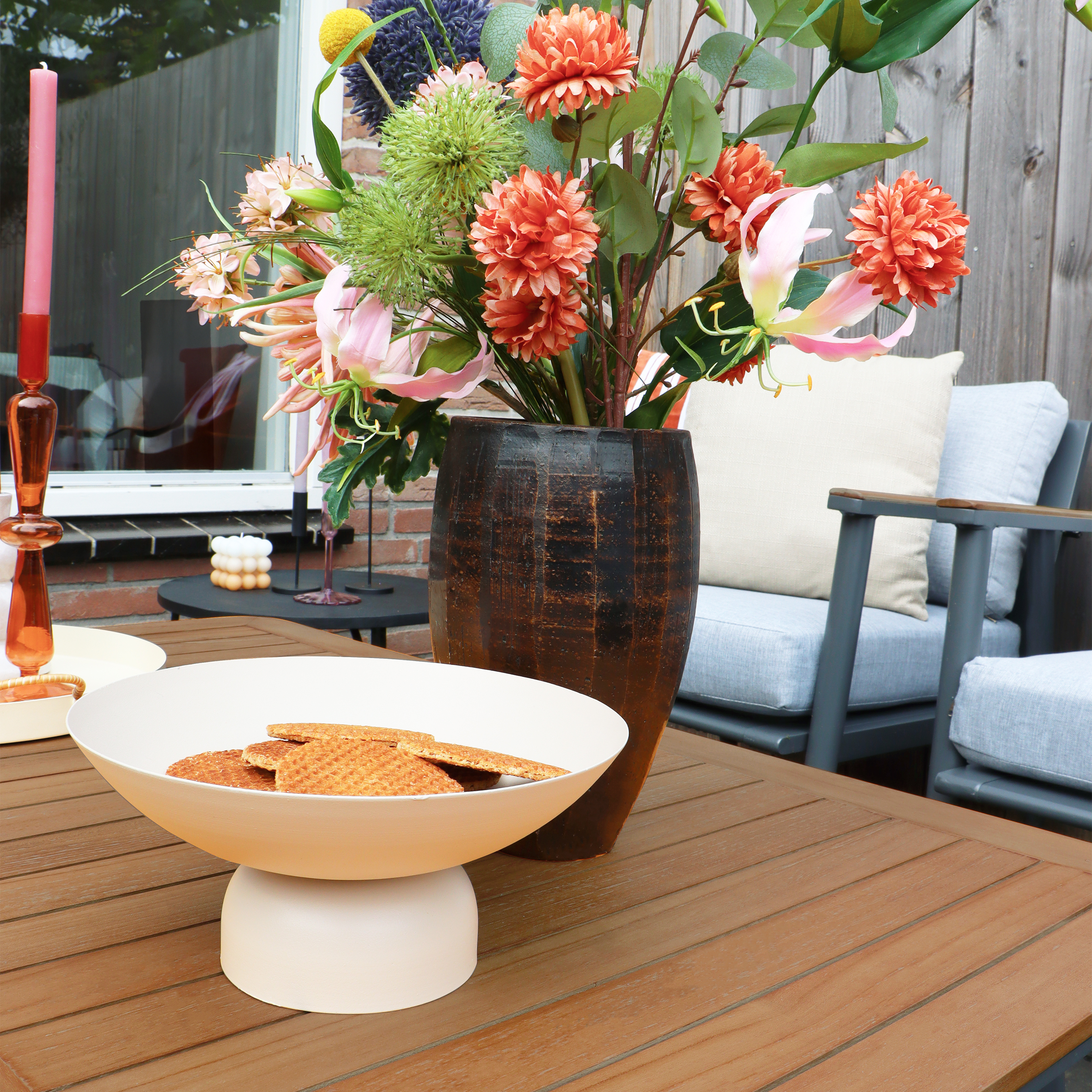 AXI Bibi 4-piece Lounge Set with sofa, table and two chairs - Anthracite/Teak