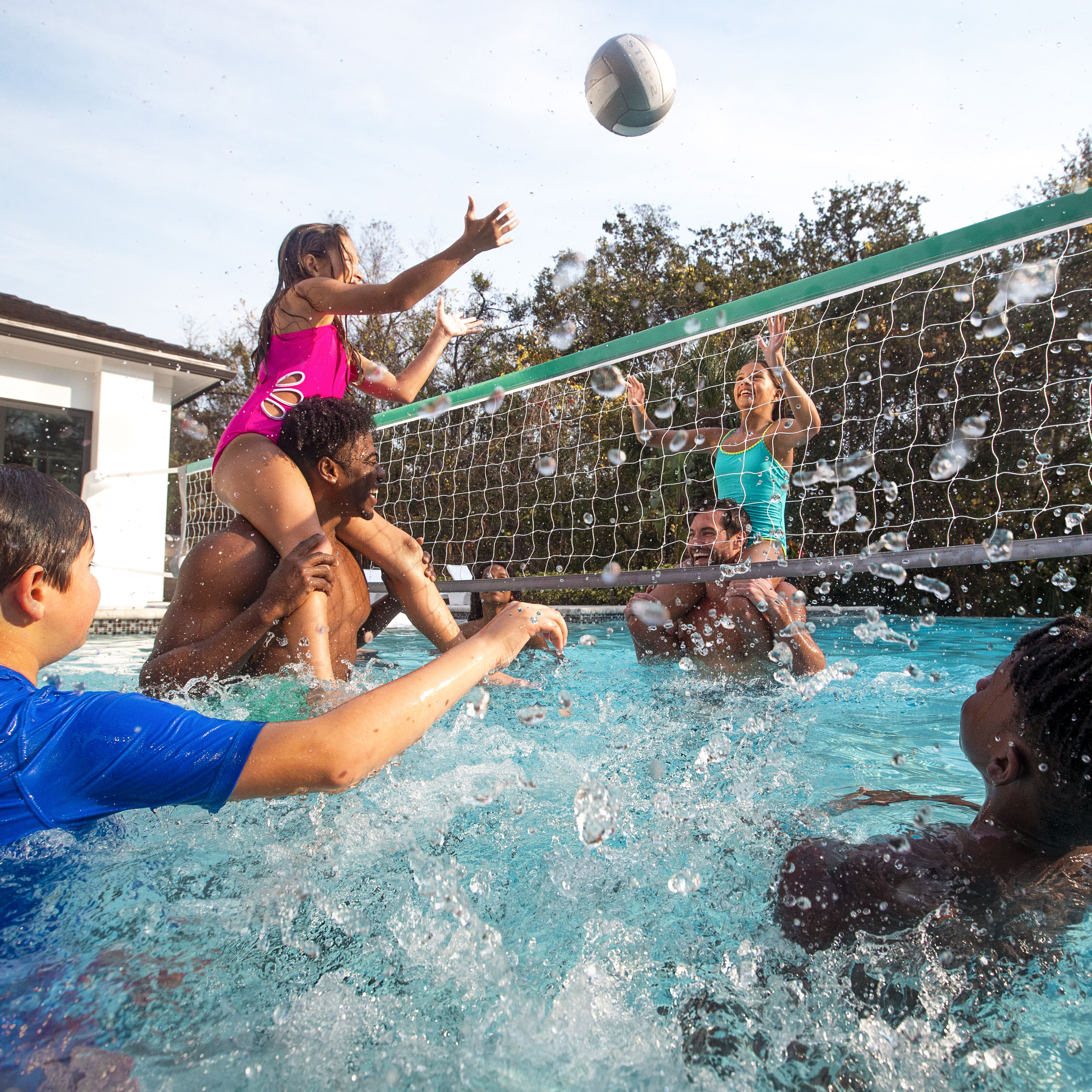 Step2 Vero Poolside Pool Volleyball Net White
