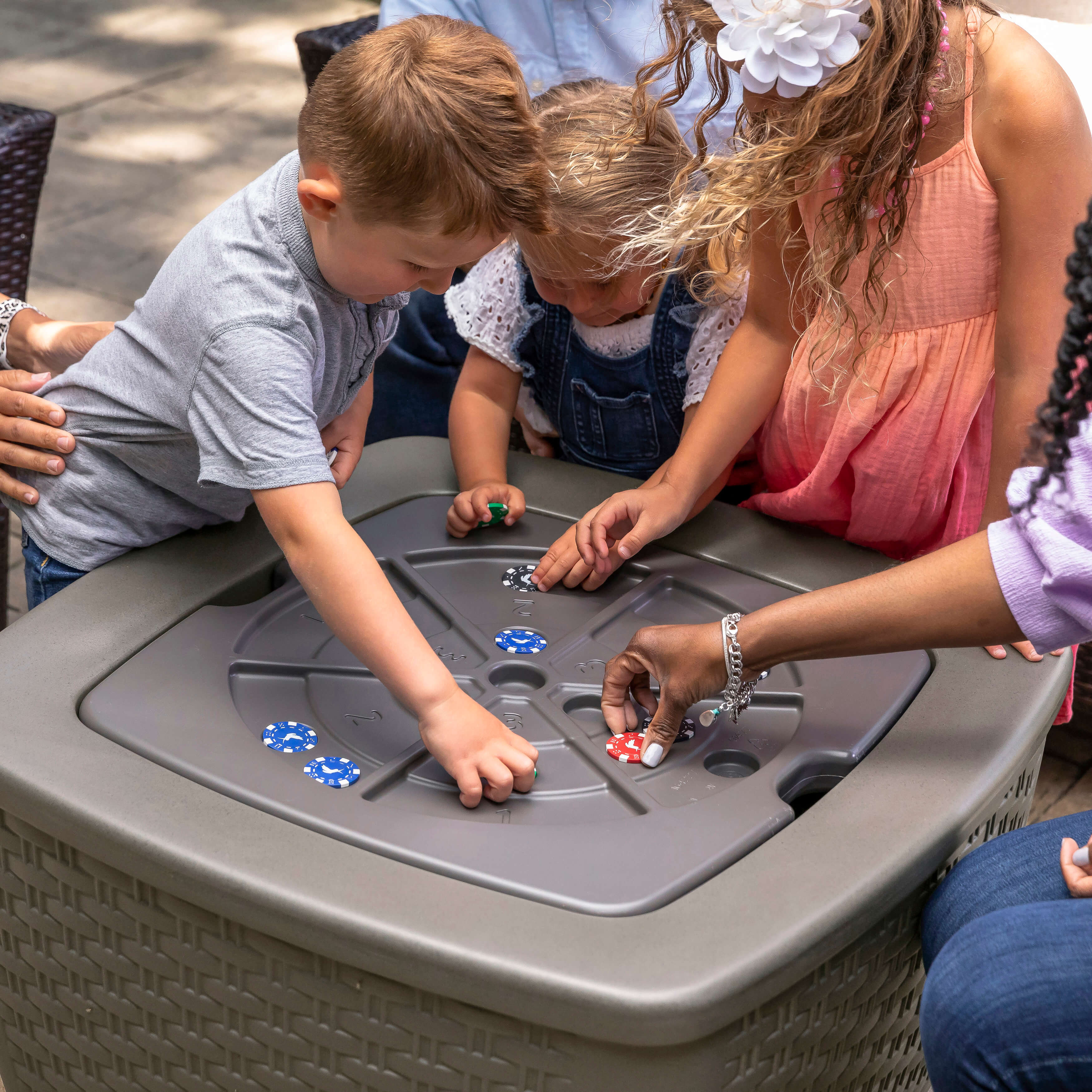 Step2 Just Chilling Patio Table & Ice Bin-0733538518395 Step2 Just Chilling Patio Table & Ice Bin
