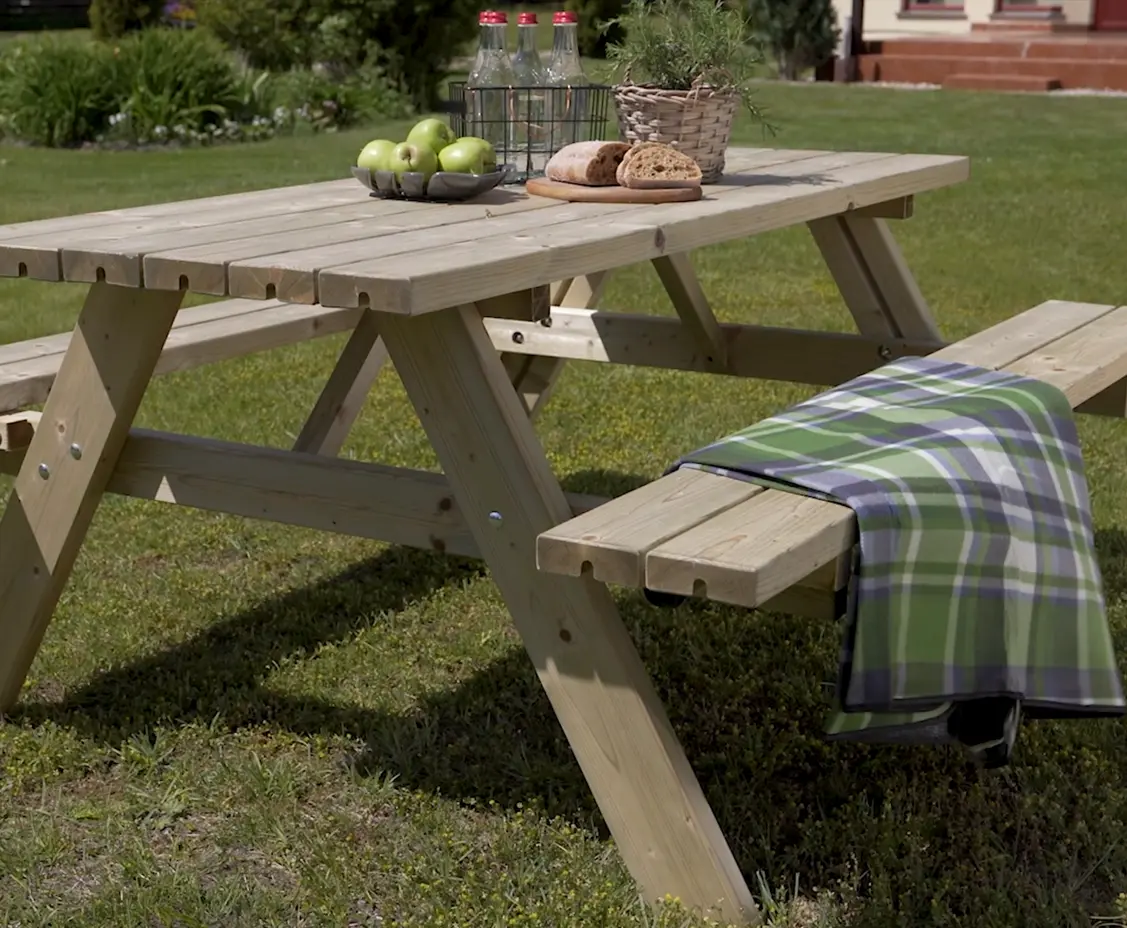 AXI Julie Picnicbord i træ Classic 177 x 154 cm - Natur