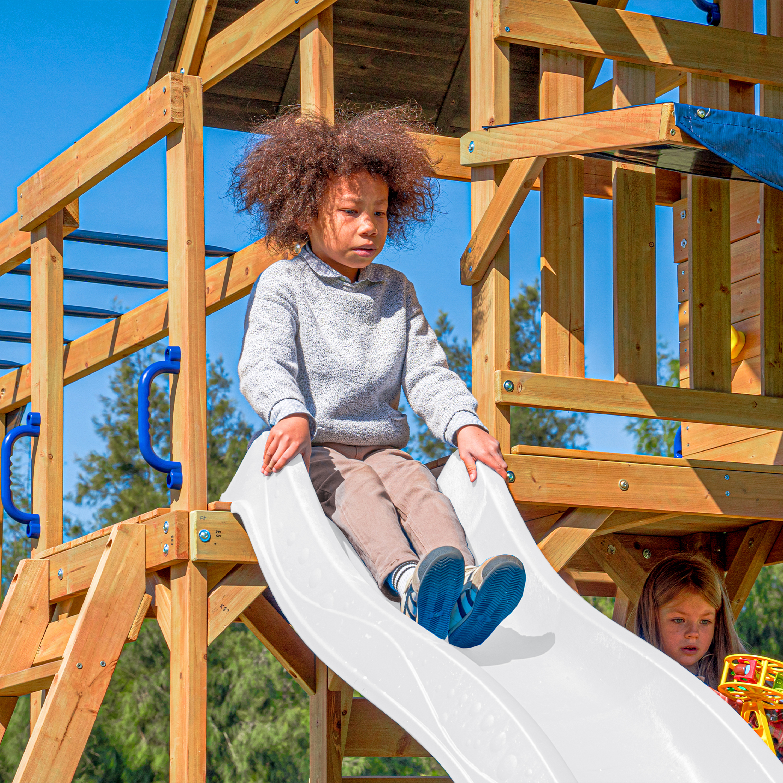 AXI Mitch Climbing Frame with Double Swing. Trapeze and Lookout Tower – White Slide