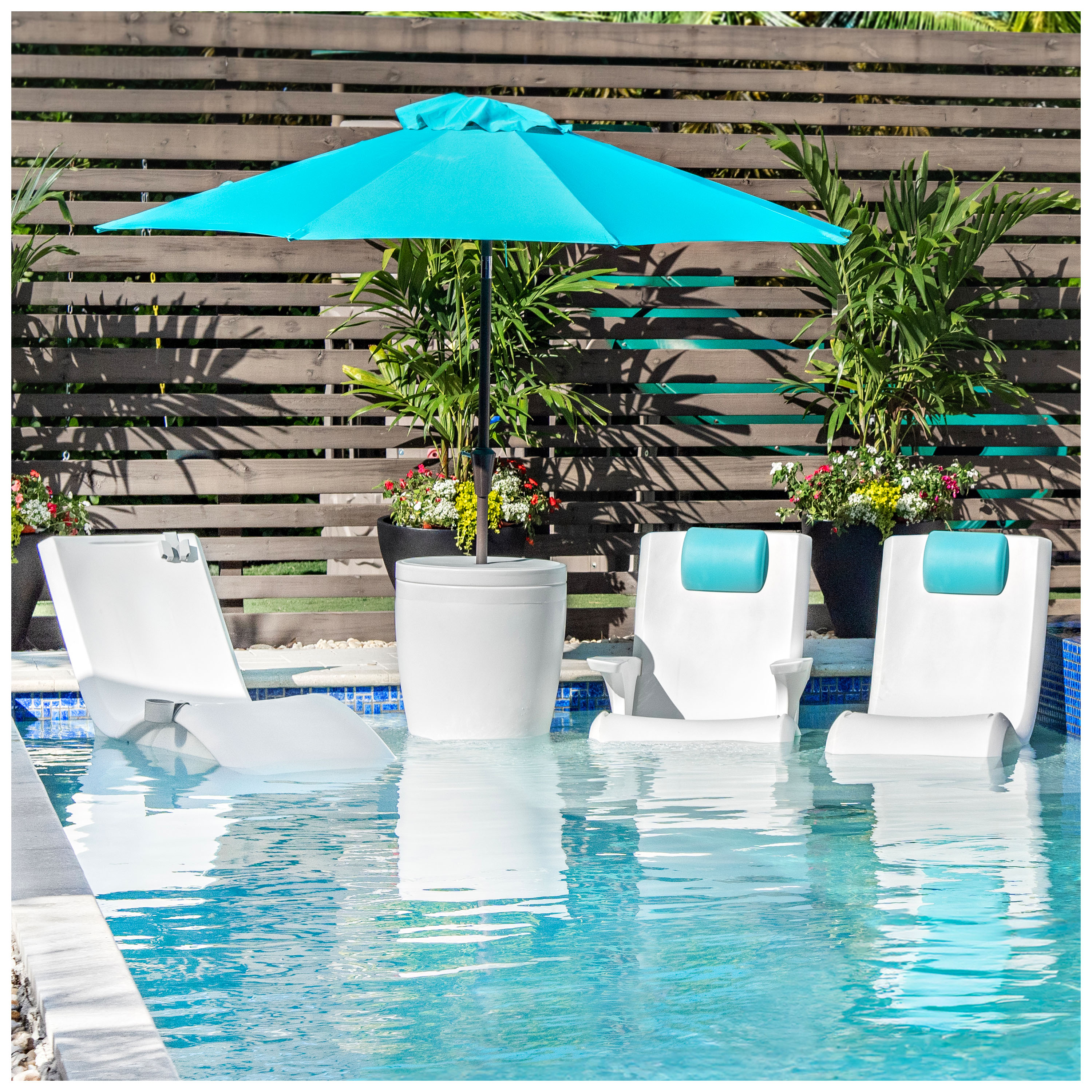 Step2 Vero Adirondack Pool Chair White