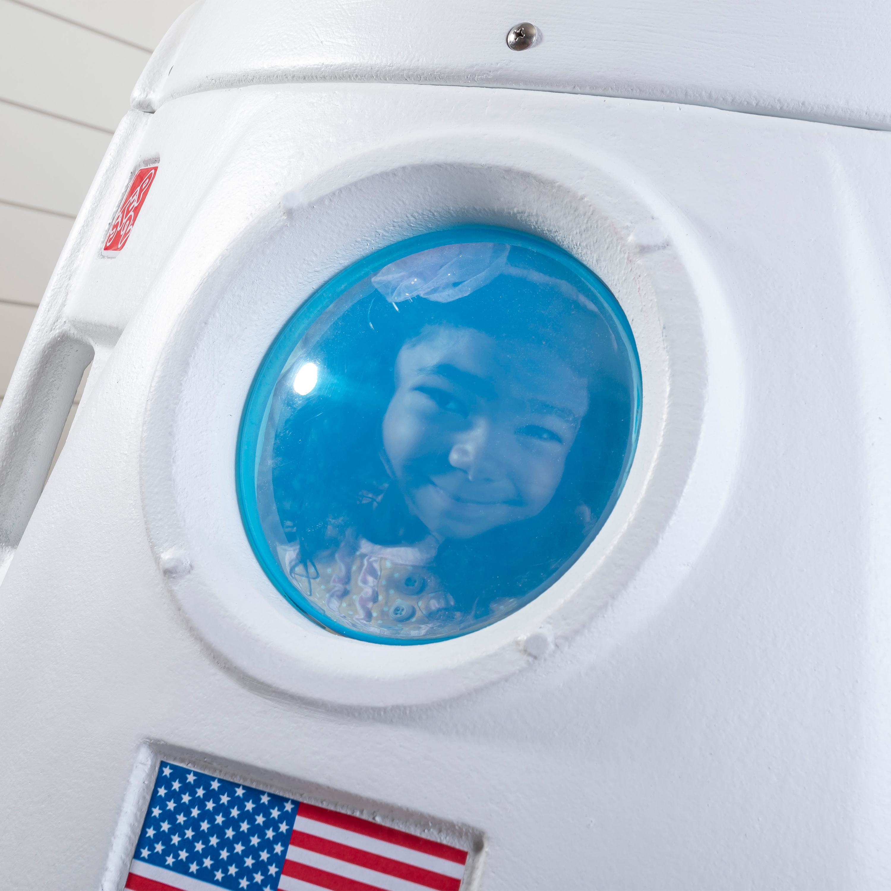 Step2 Space Capsule Swing