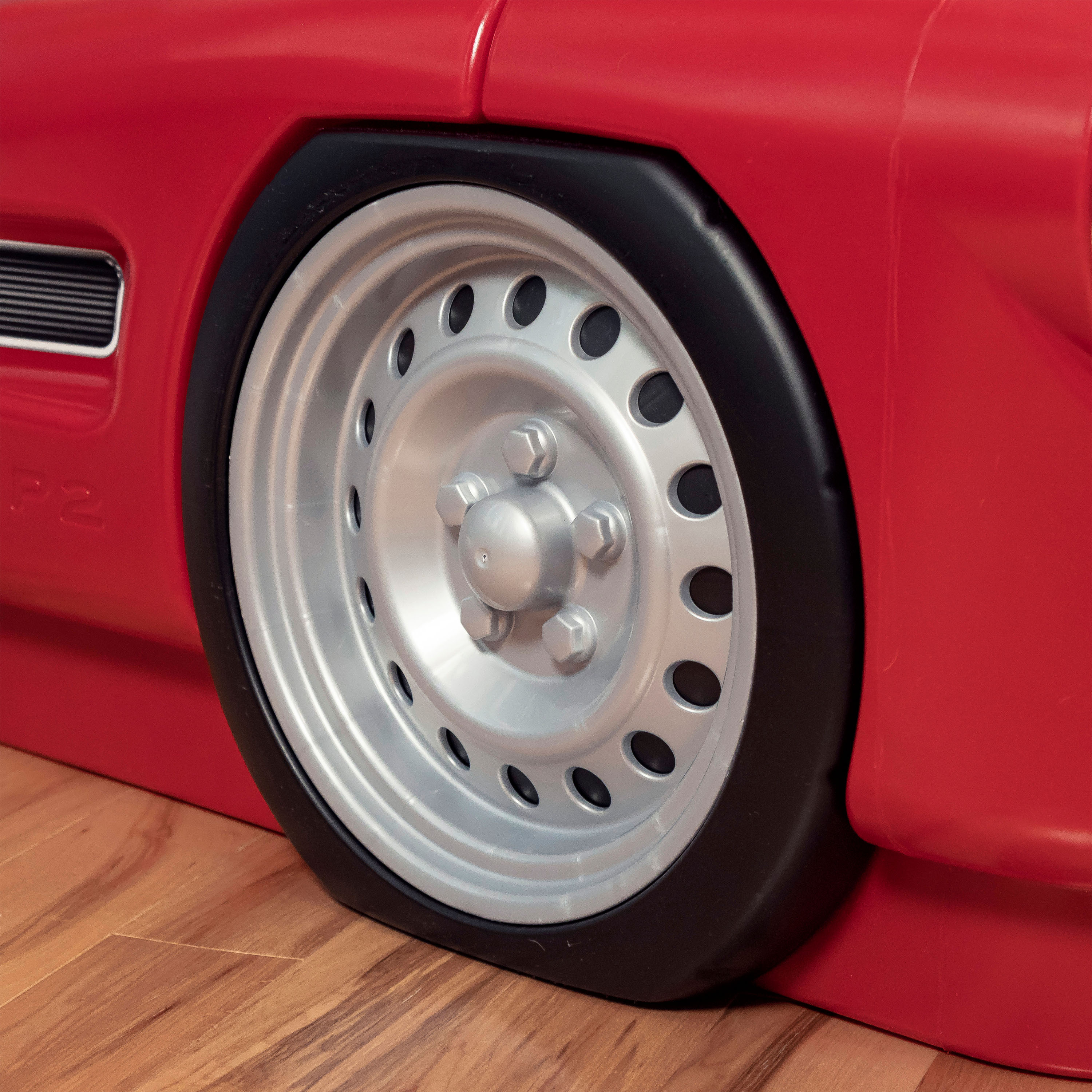 Step2 Roadster Toddler to Twin Children’s Extendable Bed