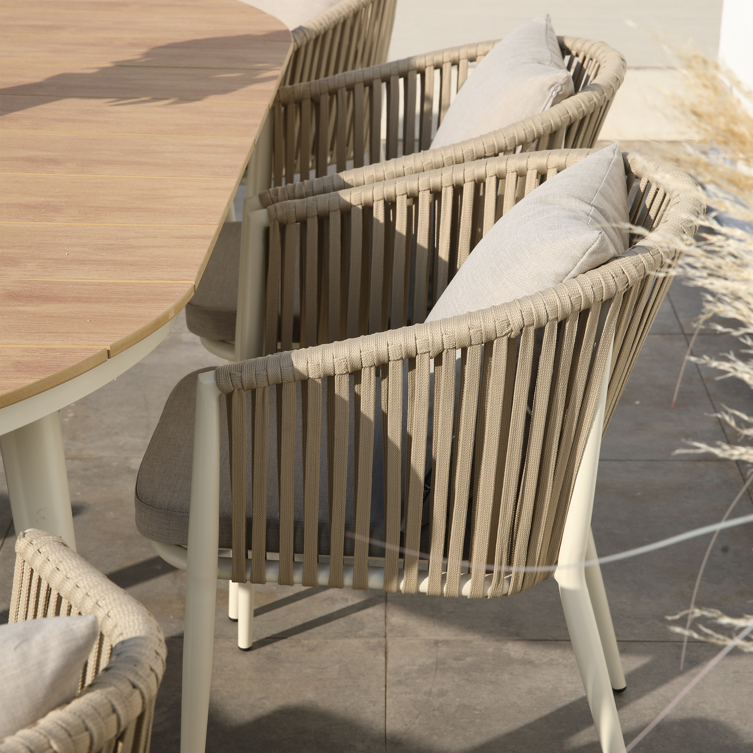 AXI Chay Garden Set with 8 Chairs – Beige with Polywood in Wood Effect