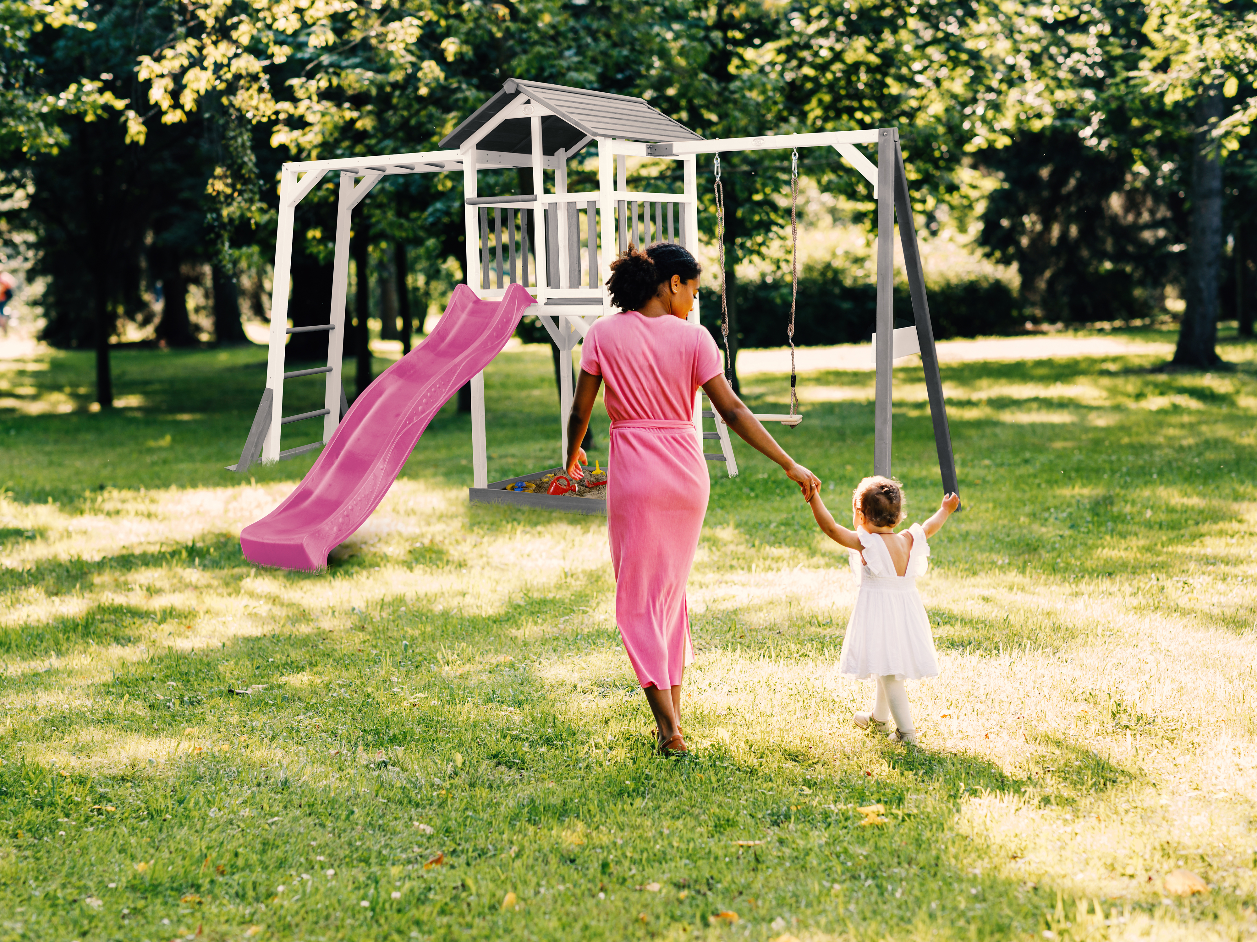 AXI Beach Tower with Climbing Frame and Single Swing Set Grey/White - Purple Slide