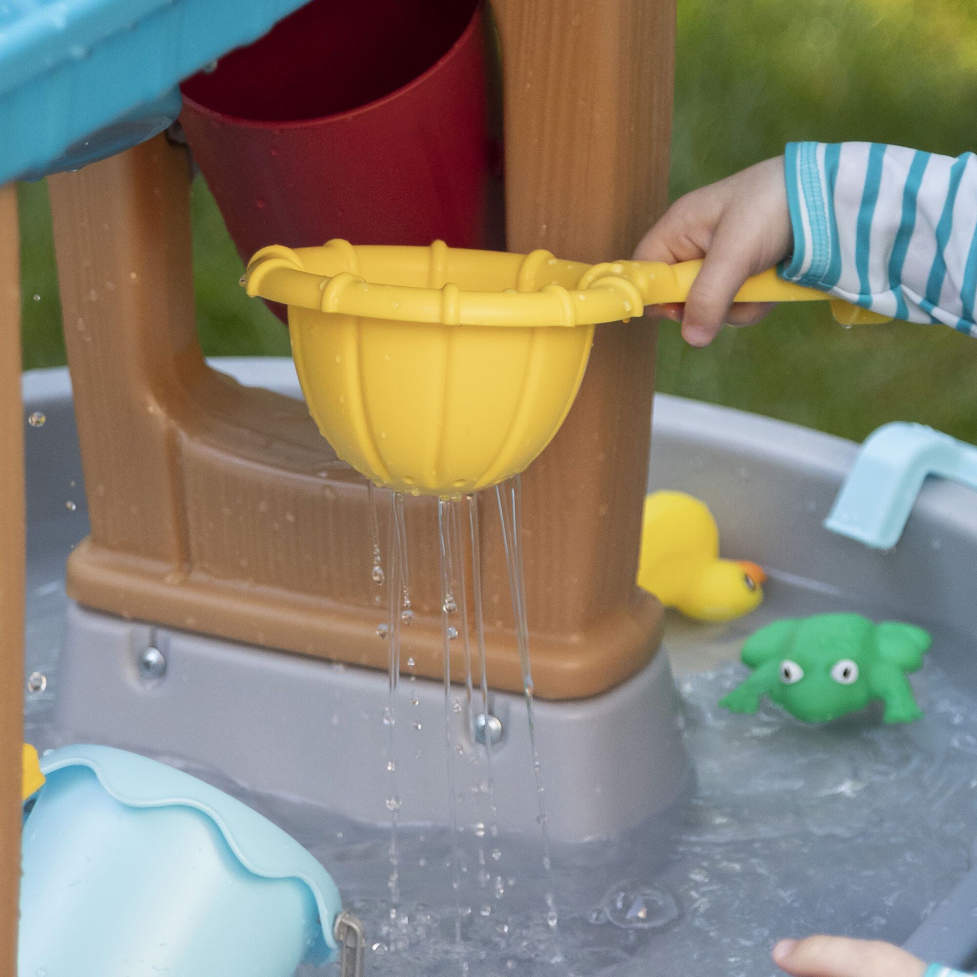 Step2 Rain Showers Splash Tub Watertafel-0733538420698 Step2 Rain Showers Splash Tub Watertafel