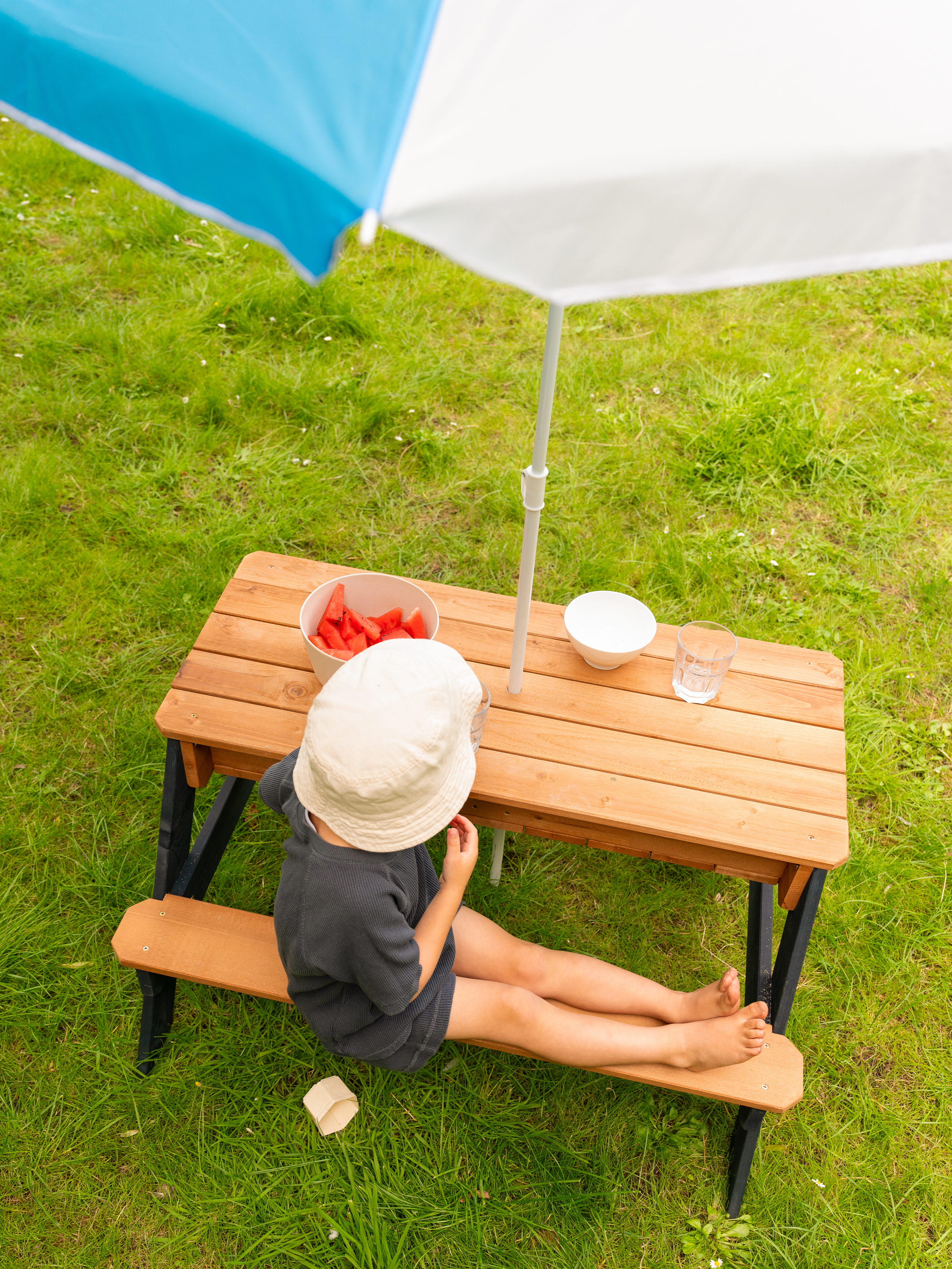 AXI Nick Zand & Water Picknicktafel Antraciet/bruin - Parasol Blauw/wit