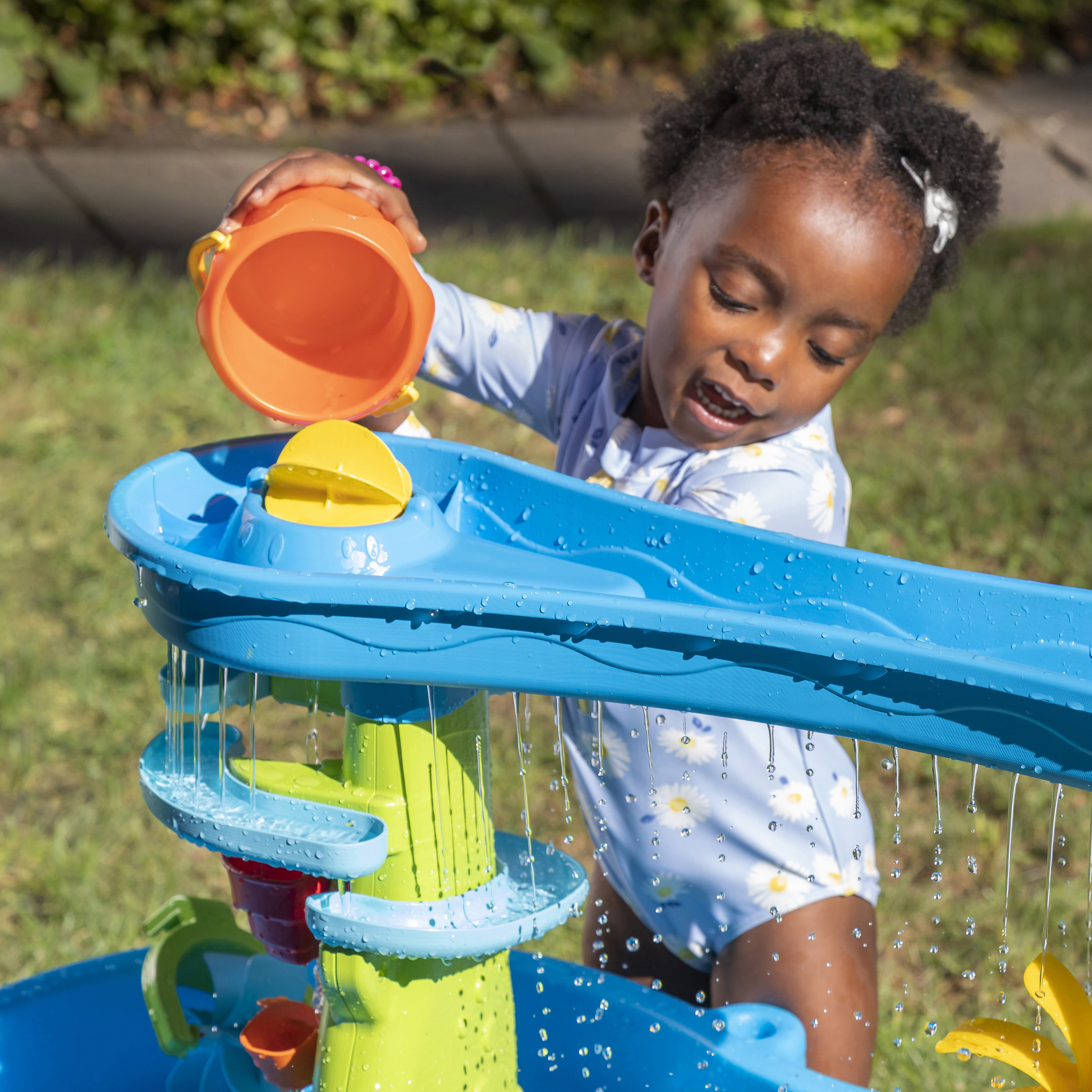 Step2 Double Showers Splash Water Table