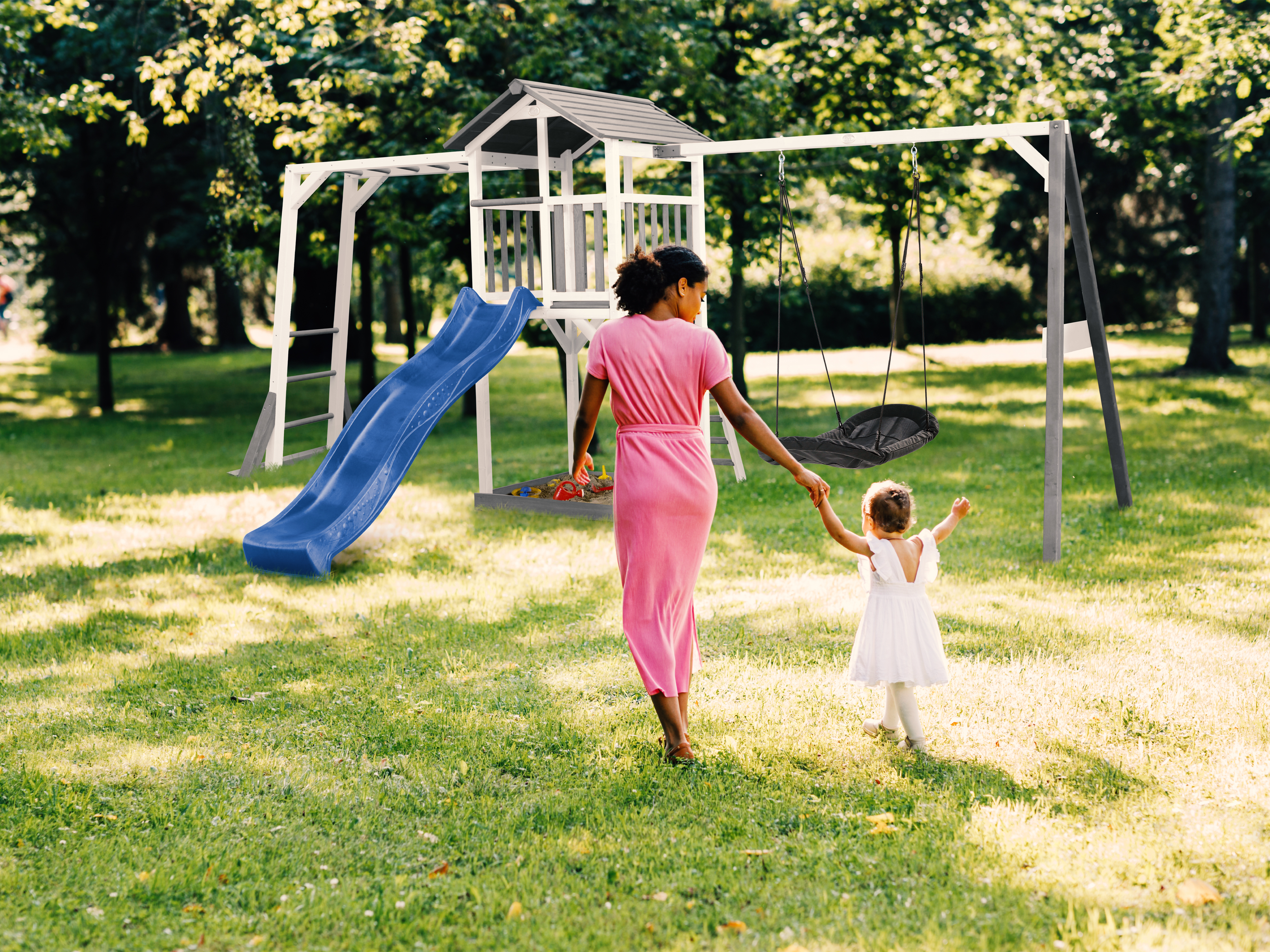 AXI Beach Tower with Climbing Frame and Roxy Nest Swing Set Grey/White - Blue Slide