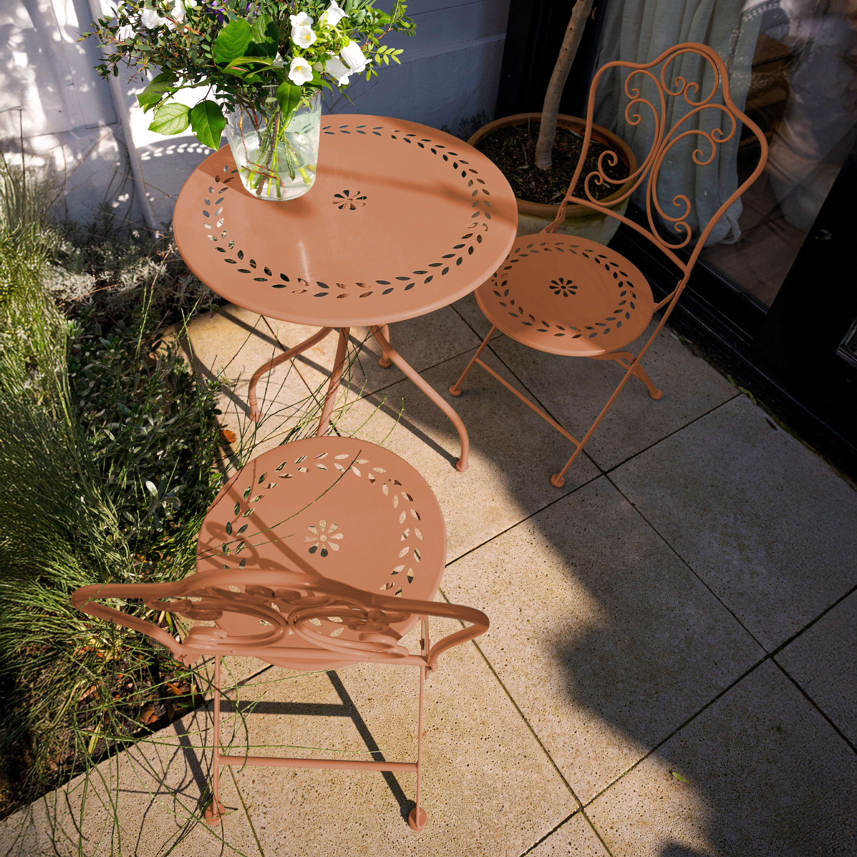AXI Marilou Bistro Set Romantic-  Terra Cotta