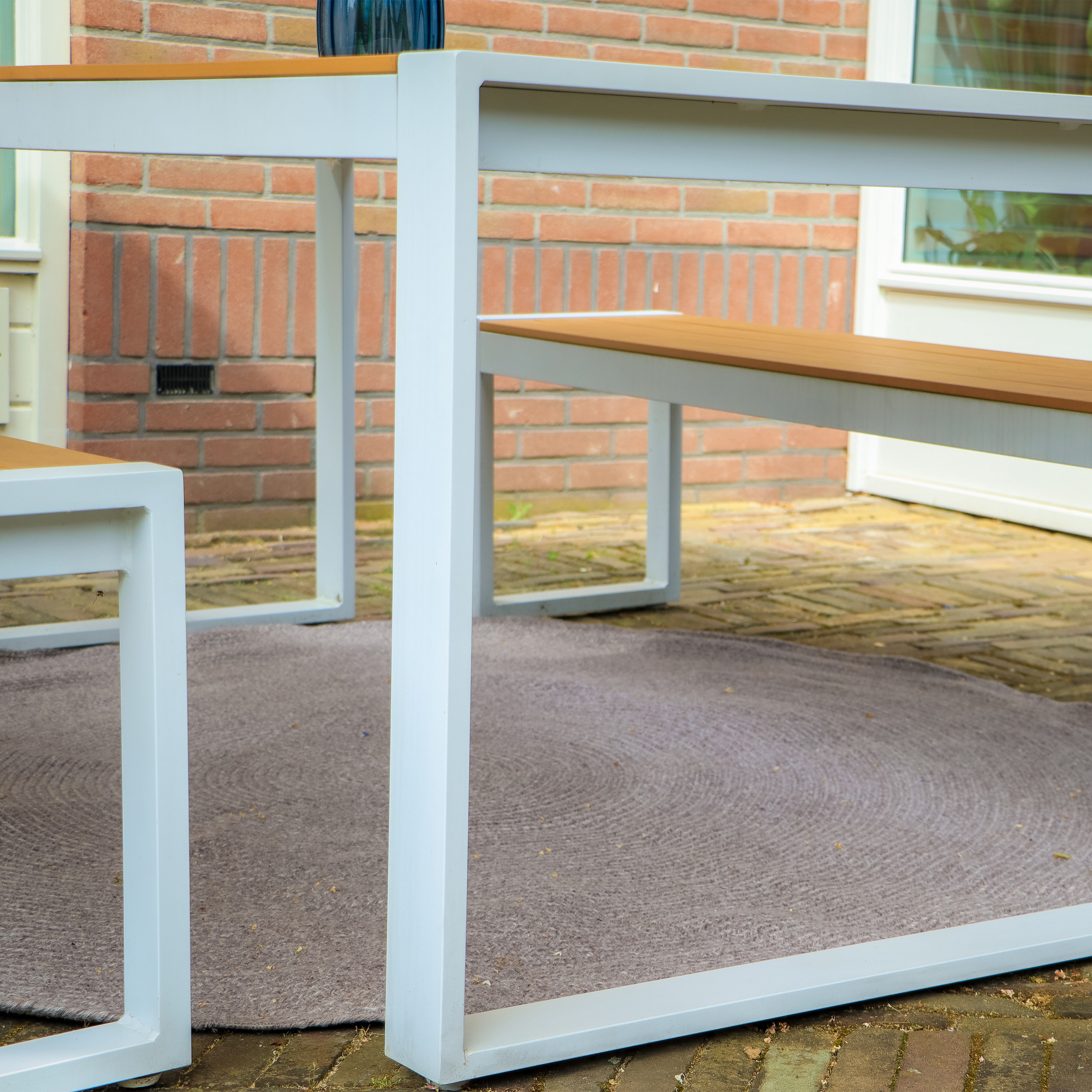 AXI Corfu Outdoor Rug – Round – Ø 180 cm – Brown