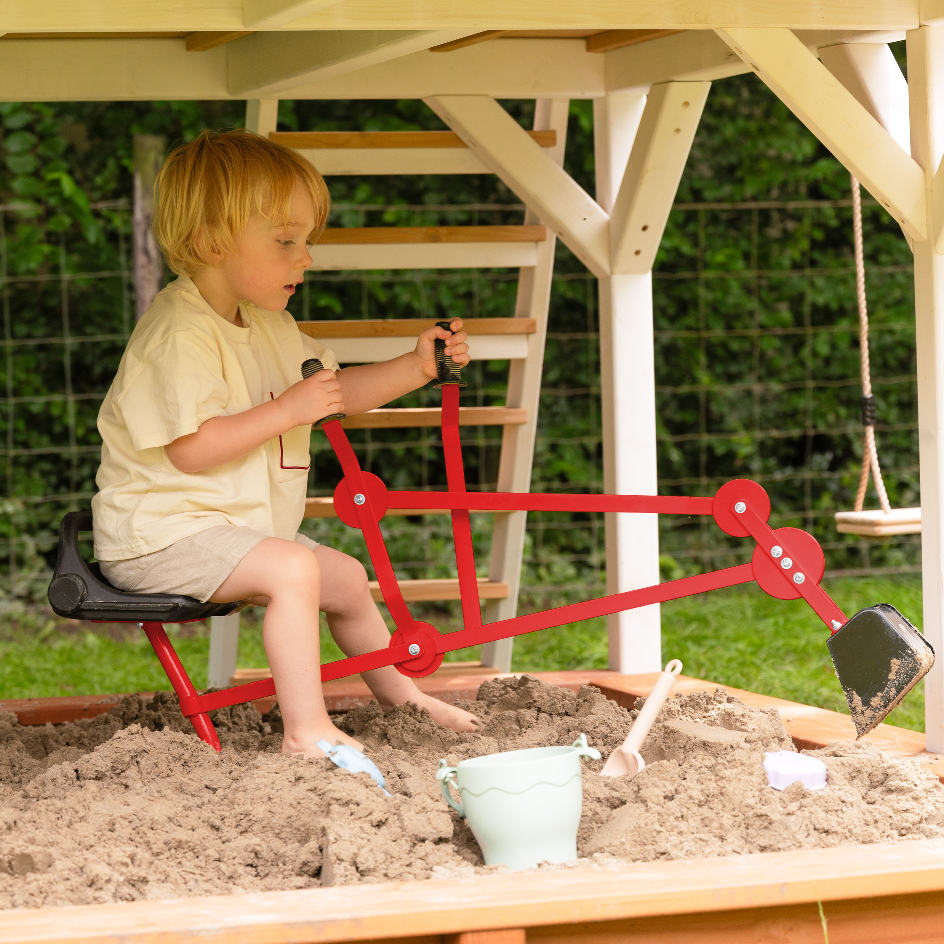 AXI Justin Sandpit Digger Red/Black