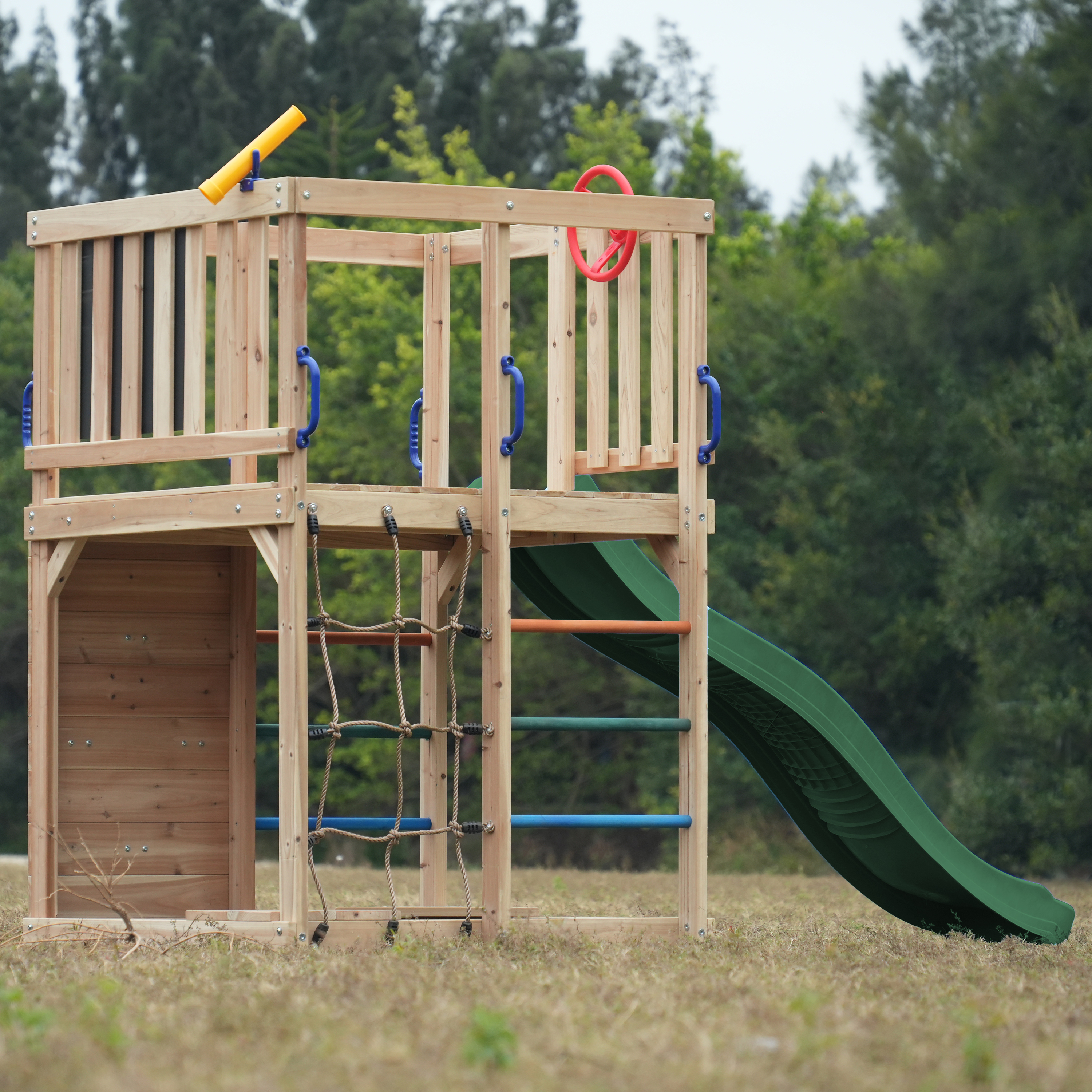 AXI Sam Climbing Frame with Climbing Wall, Climbing Net and Monkey Bars – Green Slide